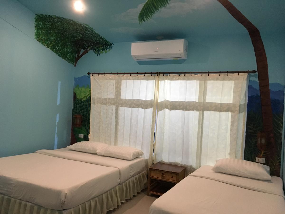 The Corner Transit Hostel Koh Samui Esterno foto