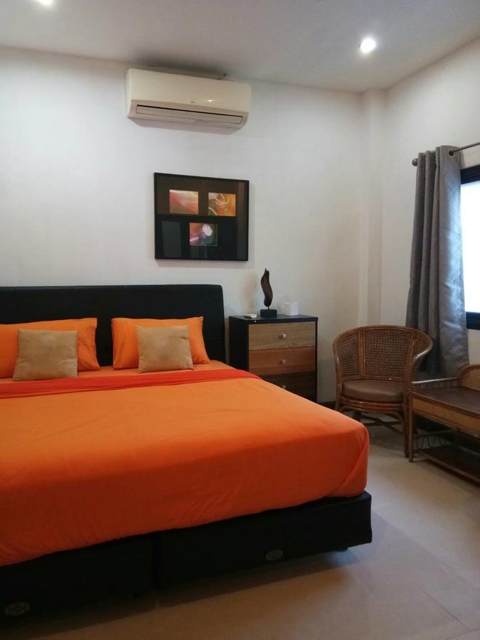 The Corner Transit Hostel Koh Samui Esterno foto