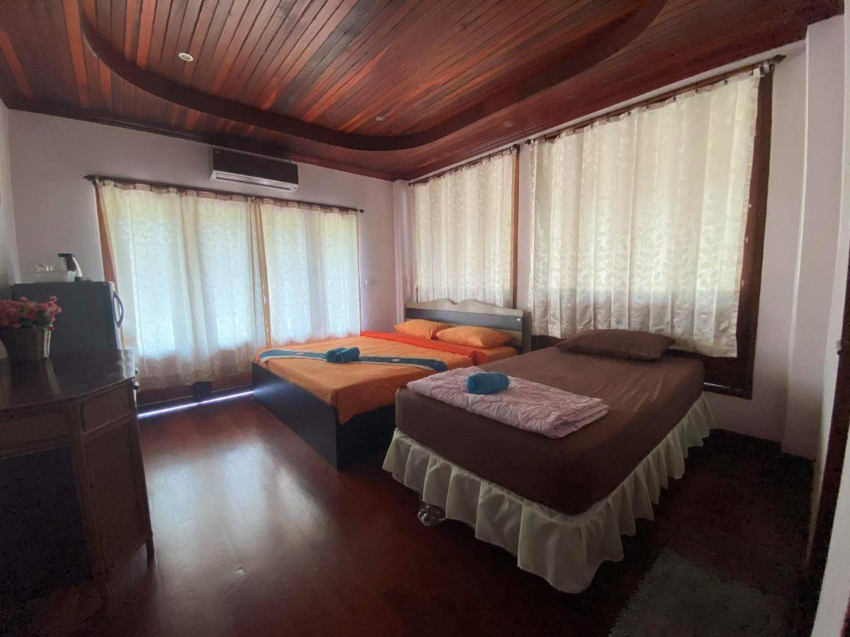 The Corner Transit Hostel Koh Samui Esterno foto